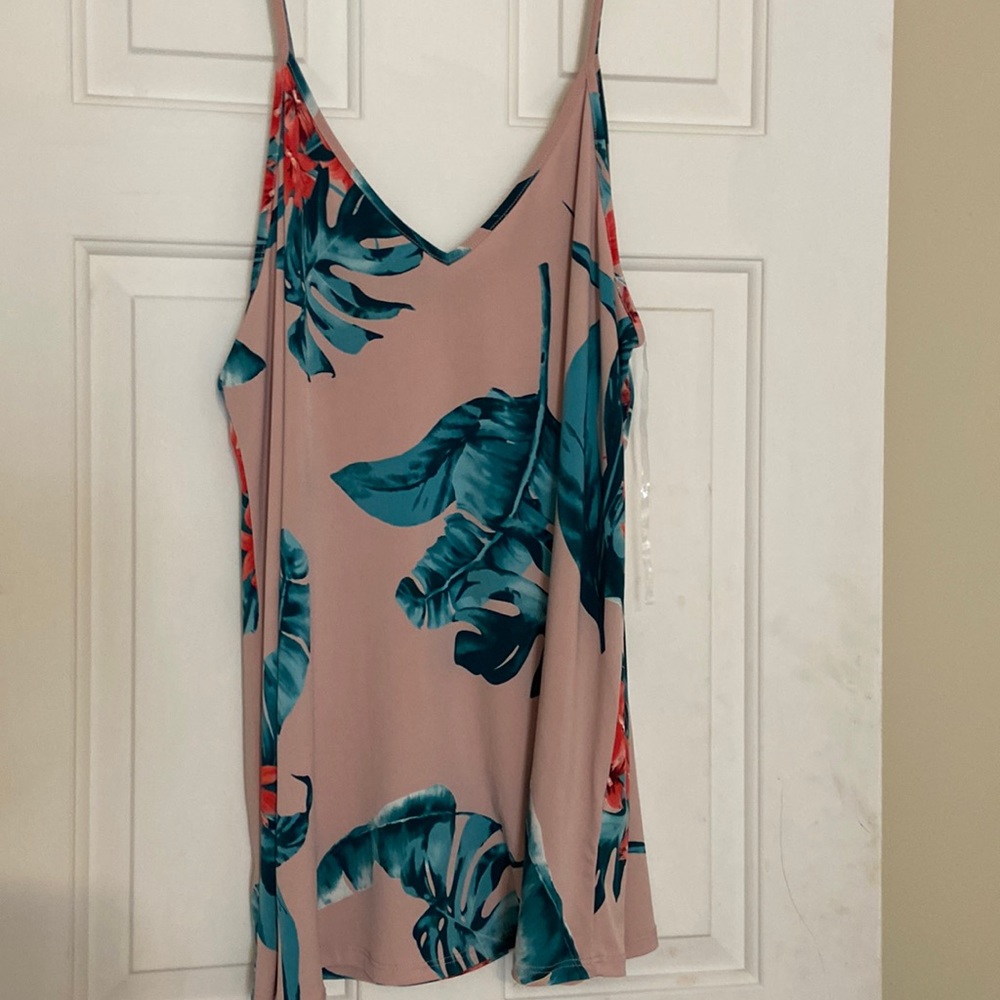 Plus size palm tree tank top